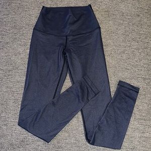 Lululemon wunder under